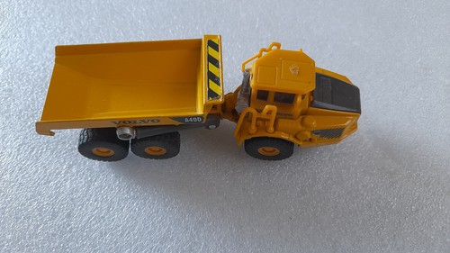 Siku volvo dumper echelle - dumper,