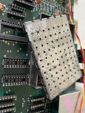 Commodore VIC 20 shield metallico dissipatore settore video