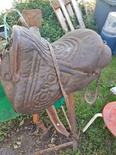 Sella maremmana lavorazione artigianale in cuoio 