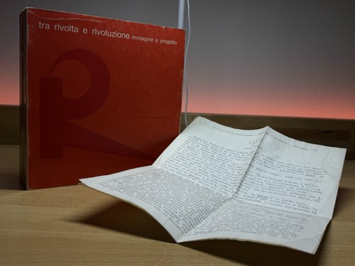 Tra rivolta rivoluzione 1973 - tra, e