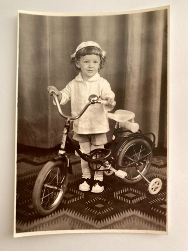 Bellissima ragazza bici per - bellissima,