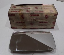 PORSCHE 911 VETRO SPECHIETTO RISCALDATO  ORIGINALE FONDO MAGAZZINO NOS  (ST12)