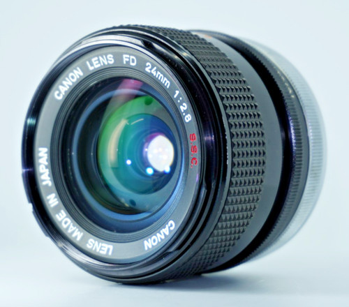 Canon 8 s c - 24, f/2.8