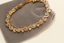 Splendido Bracciale Tennis 8 Ct Taglio Tondo Simulato Diamante Placcato Oro Giallo 14k