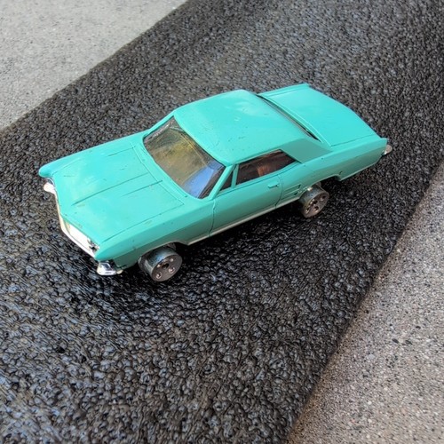 Slot car aurora 1963 - car, buick