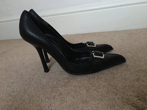Scarpe corte vicini - scarpe, by