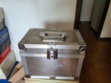 BEAUTY CASE RIGIDO IN METALLO CON CHIUSURA A CHIAVE - LE RONCATO CIAK