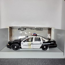 1:18 UT Models Diecast