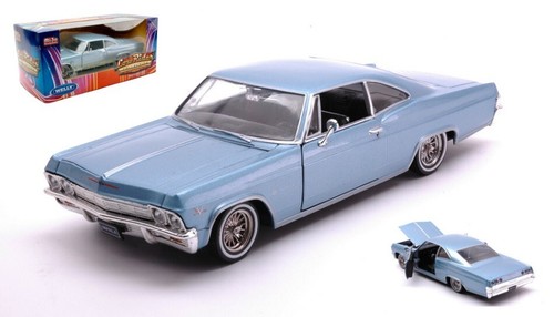 Modellino auto scala 24 - scala, 1:24