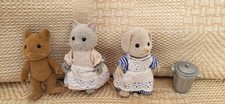 Pacchetto personale hotel Sylvanian Families Basil Suzette Mrs Bassett governante