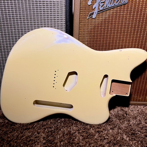 Relic fender telemaster body - telemaster,