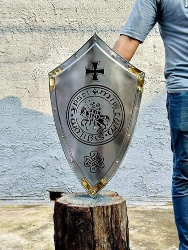 Scudo acciaio cosplay - scudo,