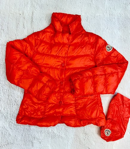 Moncler giubbotto rosso puffer - moncler,