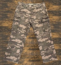 Pantaloni cargo mimetici