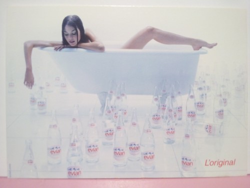 Evian acqua bottiglia donna - evian,