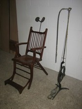 VECCHIO "RIUNITO" DA DENTISTA DI STRADA COMPRENSIVO DI SEDIA E TRAPANO