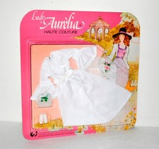Rare tenue poupée lady - rare!,