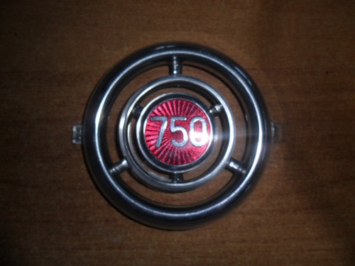 Fregio anteriore fiat 750 - fregio, 750,