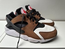 Nike Air Huarache LE "Escape