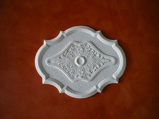 ROSONI IN GESSO BIANCO PER