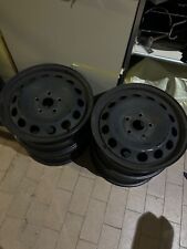 cerchioni auto di ferro da 16 neri in buono stato golf ma compatibile con altre