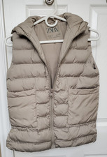 ZARA Women’s Puffer Vest