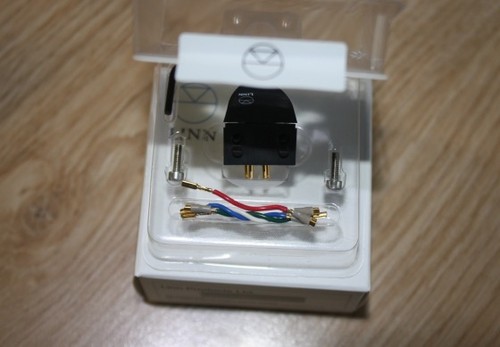 Brand new linn adikt - brand,