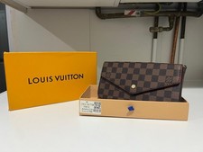 Louis Vuitton Pochette