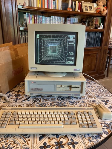Vintage amstrad 8086 - pc,