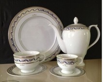 Servizio di piatti da Tavola