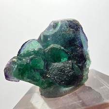 Cubo di fluorite fantasma