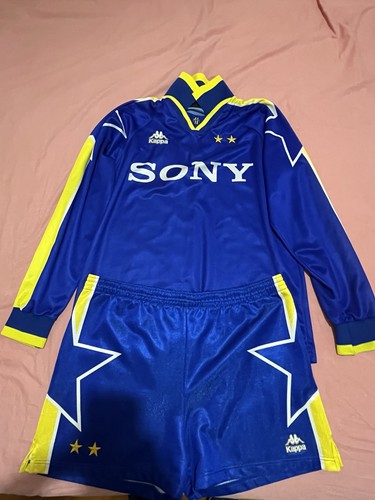Juventus 1995 1996 away - juventus, 1995/1996