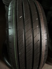 Pneumatici 215/55 R17 94W