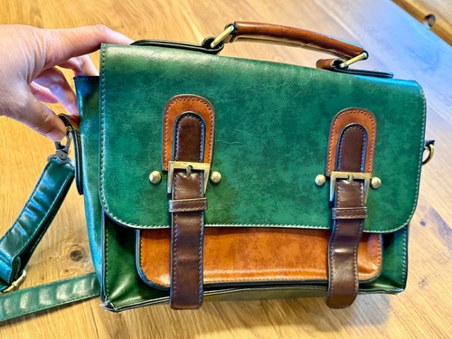 Borsa verde ecopelle con