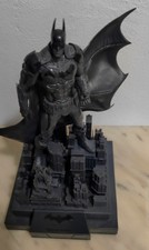 PLAYSTATION 4 BATMAN ARKHAM KNIGHT LIGHT UP STATUE FIGURE LIMITED EDITION 