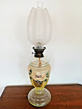 Lampada a petrolio d'epoca