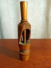 Antico mulino a mano da