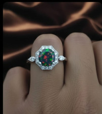 Anello forma rotonda opale