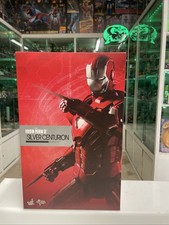 Hot Toys MMS213 - Marvel Iron Man 3 Silver Centurion Mark 33 XXXIII - 1/6
