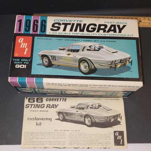 Amt 1966 corvette sting - amt,
