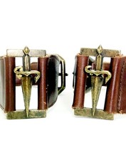 Due Cinturini Cesare Paciotti pelle marrone con fibbie simbolo gladio 