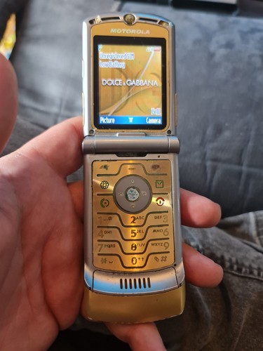 Motorola razr v3i - motorola, oro