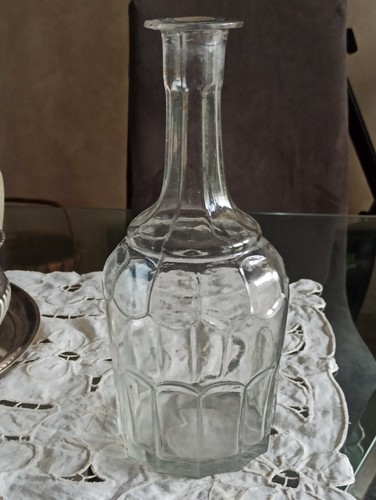 Antica bottiglia brocca