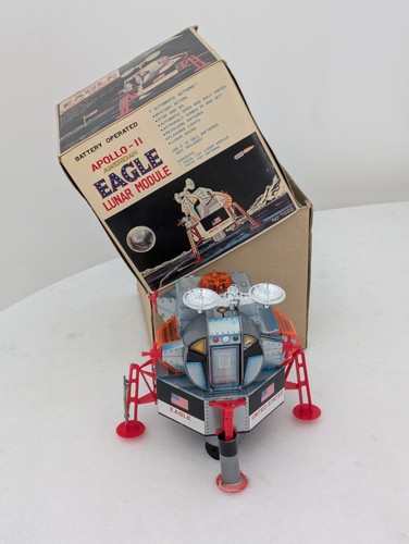 Lunar module apollo vintage - lunar,