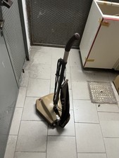 Aspirapolvere lucidatrice