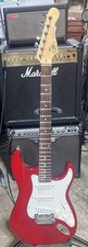 G&L Cherry RedLegacy Stratocaster