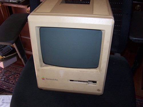 Custodia macintosh plus - plus, con