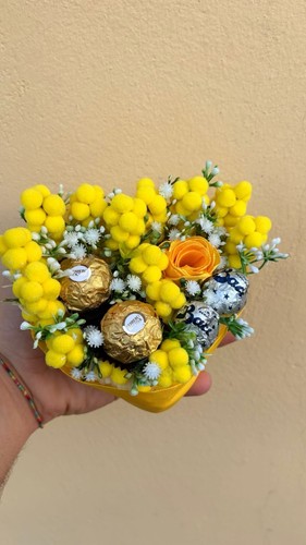 Cuore mimosa baci - cuore,