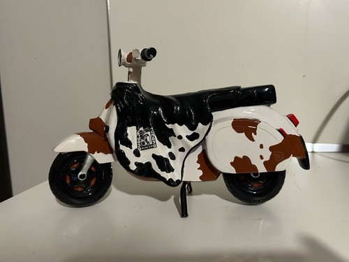 Cowparade vespa tucano - cowparade,