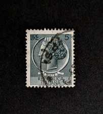 RARO Francobollo NON CENTRATO Repubblica, "LA SIRACUSANA ", 5 Lire, 1955/'60